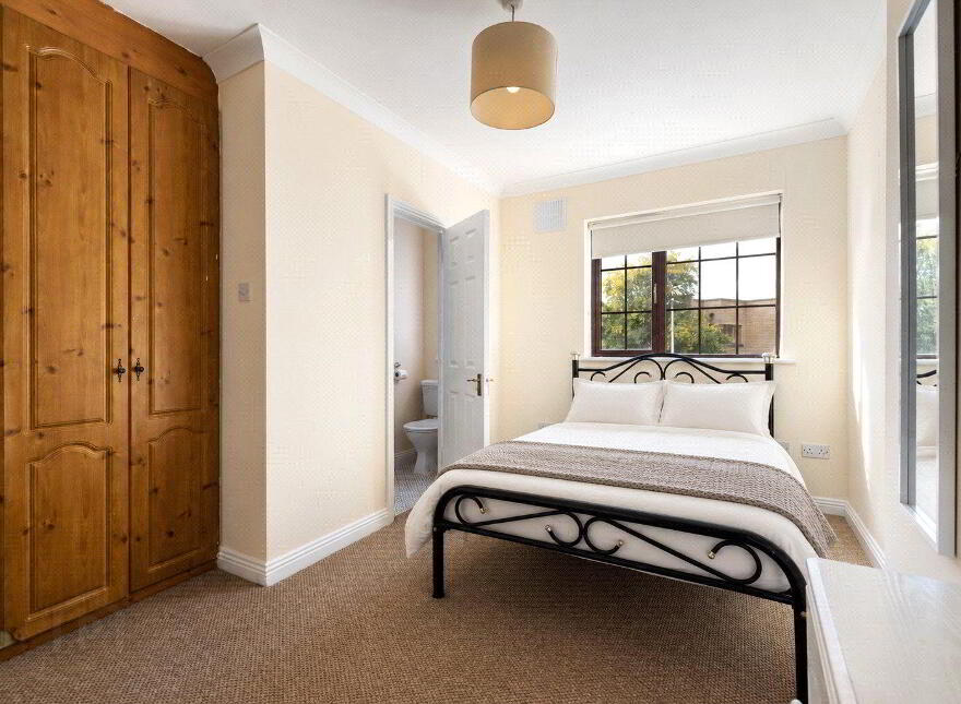 4 Albany Woods, Killiney, A96YD42