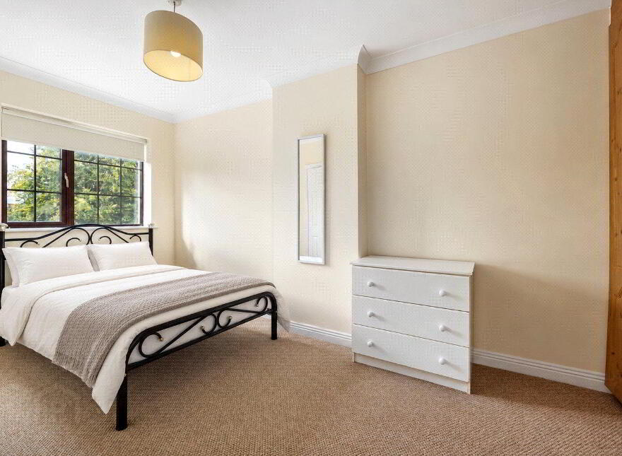 4 Albany Woods, Killiney, A96YD42