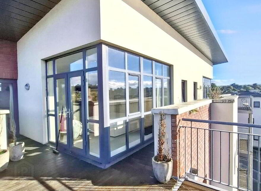 Apartment 37 Downview, Victoria Cross, T12E832