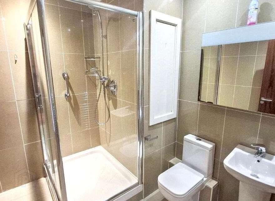 Apartment 37 Downview, Victoria Cross, T12E832