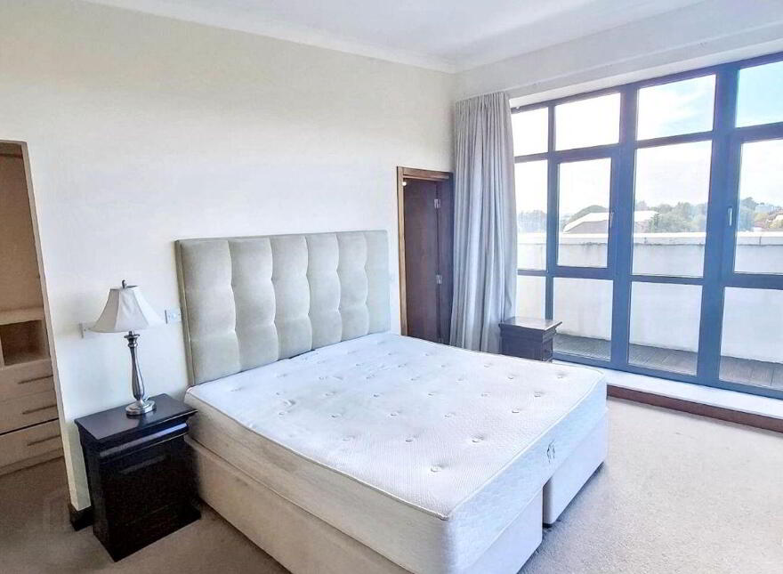 Apartment 37 Downview, Victoria Cross, T12E832