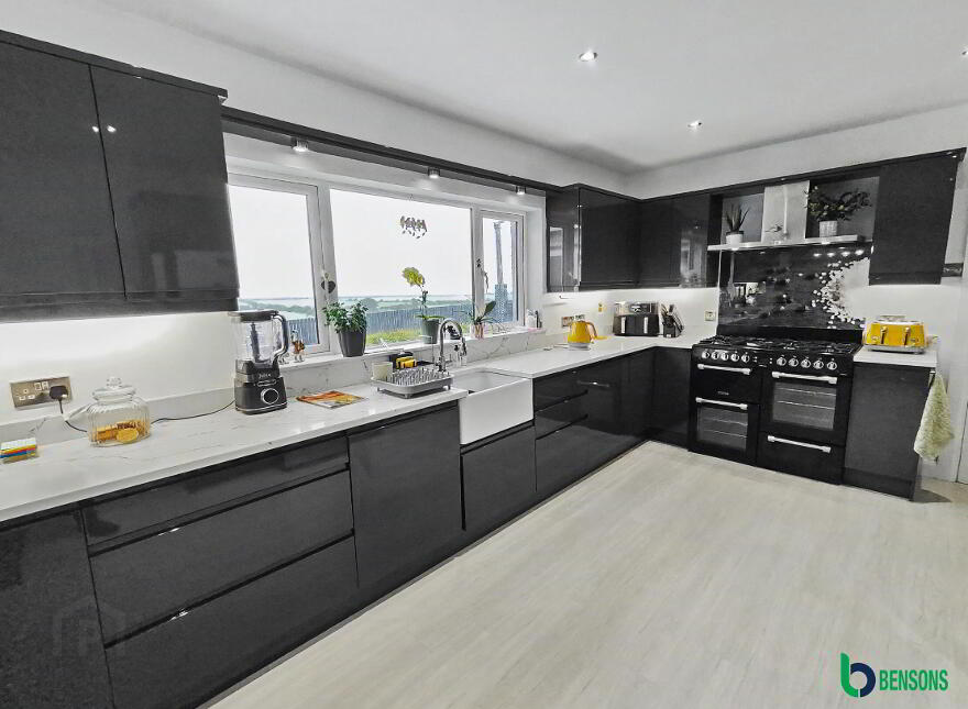 34 Glebe Road, Castlerock, Coleraine, BT51 4SW