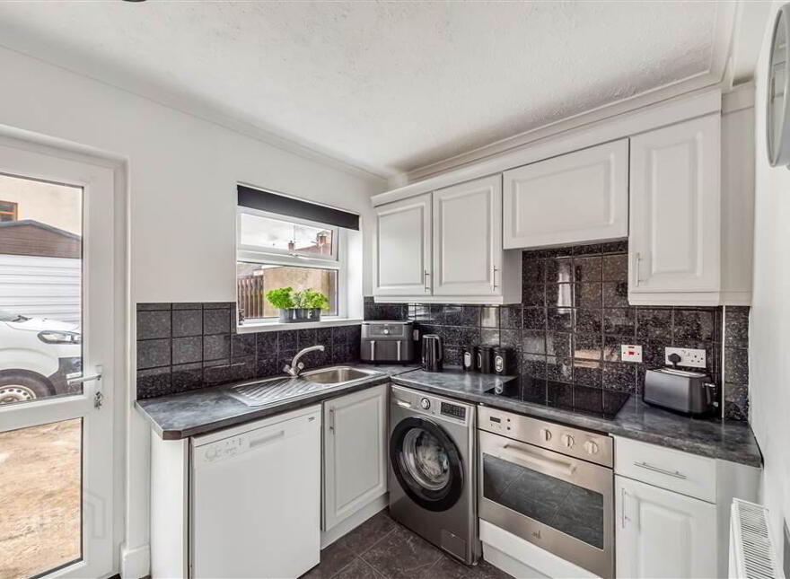 8 Torr Way, Belfast, BT10 0DL