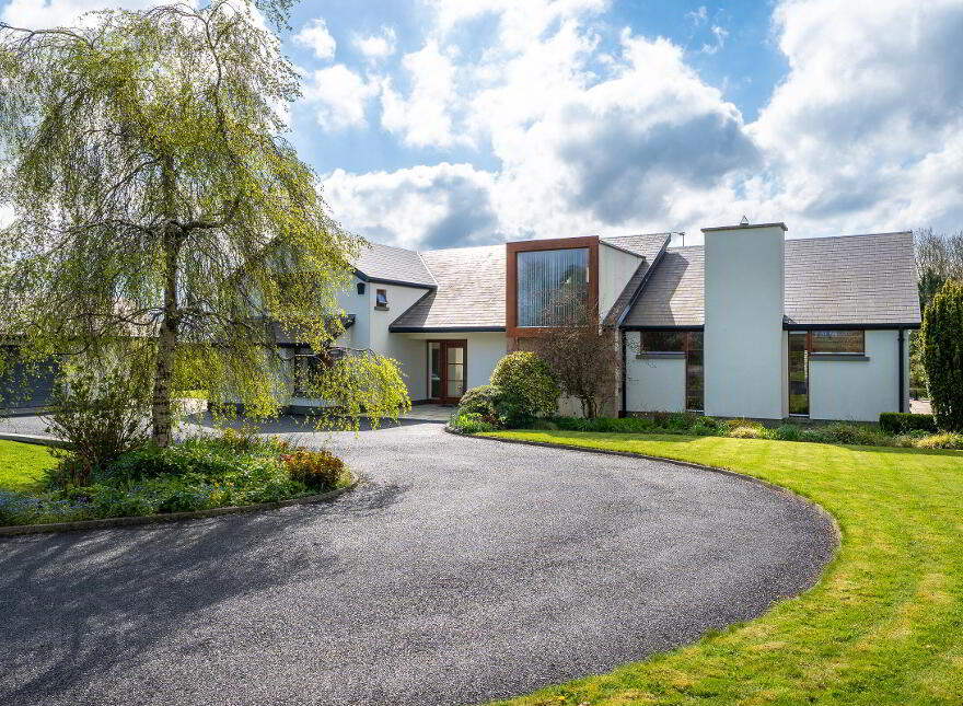 Killaghintober, Ballycumber, R35EC97