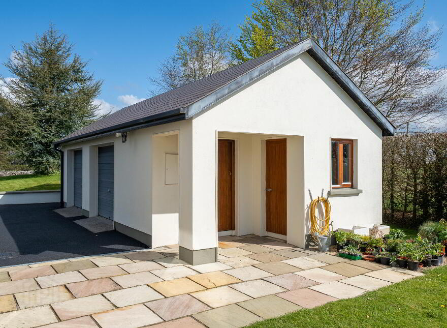 Killaghintober, Ballycumber, R35EC97