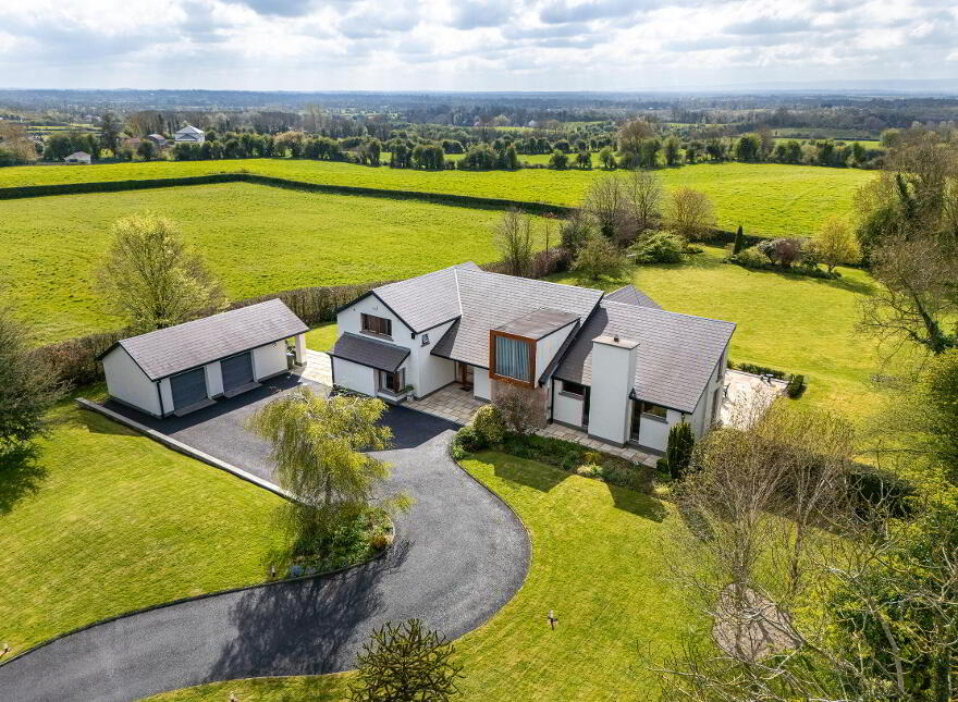 Killaghintober, Ballycumber, R35EC97