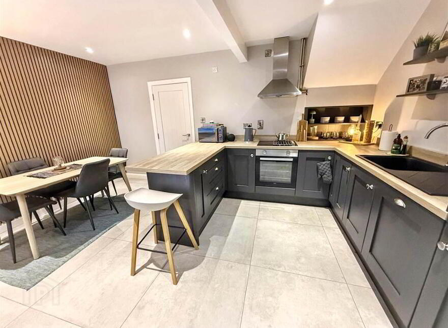 117 Dunraven Avenue, Belfast, BT5 5JS