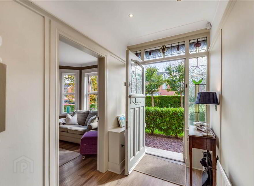10 Grangeville Gardens, Upper Lisburn Road, Belfast, BT10 0HJ