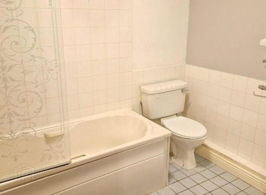 Apartment 8 Castle Hill Centre, Graiguecullen, R93A373