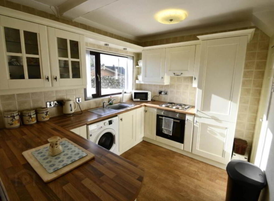 74 Ramoan Drive, Andersonstown, Belfast, BT11 8LJ