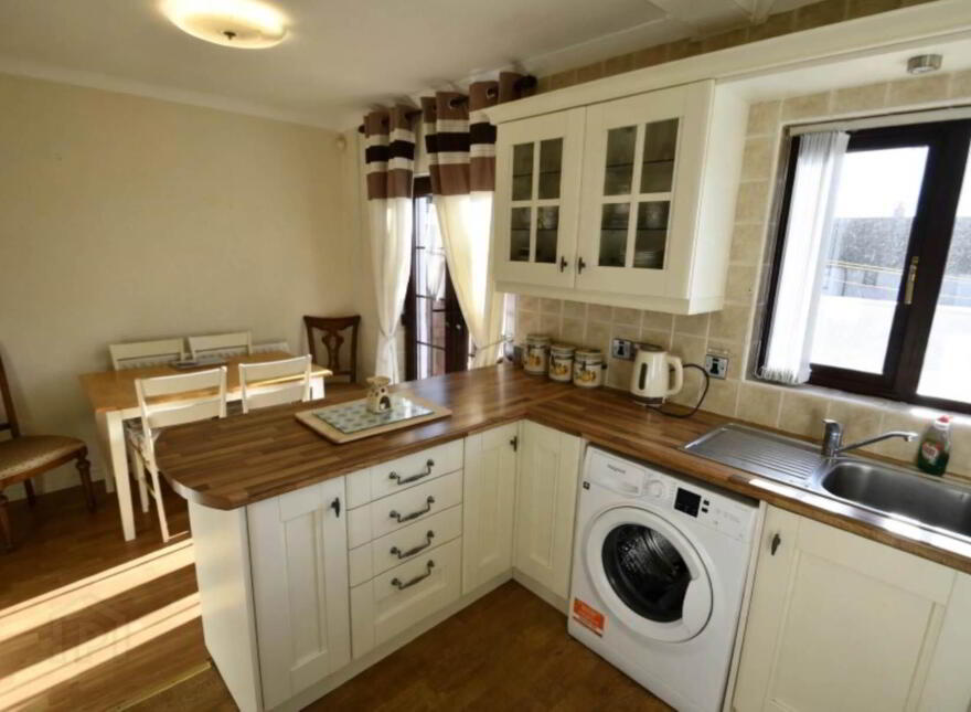 74 Ramoan Drive, Andersonstown, Belfast, BT11 8LJ