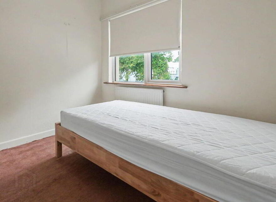 82 Kill Avenue, Dún Laoghaire, Dun Laoghaire, A96X688