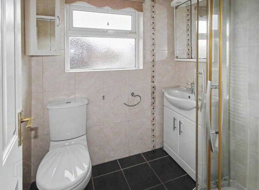 82 Kill Avenue, Dún Laoghaire, Dun Laoghaire, A96X688