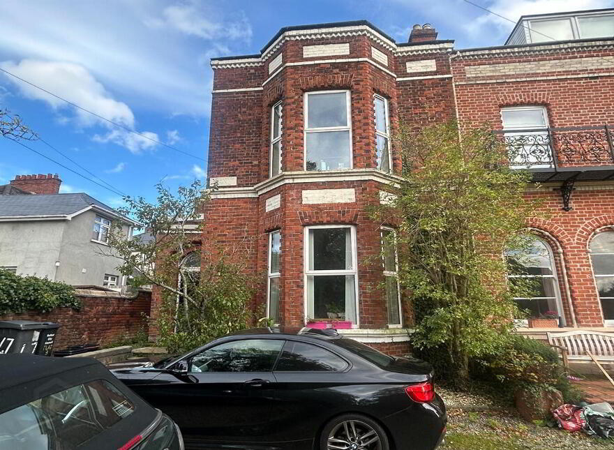 Flat 1, 47 Ashley Avenue, Belfast, BT9 7BT
