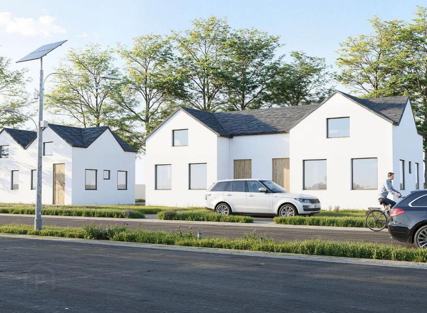 Elphin Town, Elphin