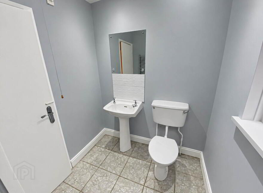 Apt 2 49, Knock Road, Knock, Belfast, BT5 6LA
