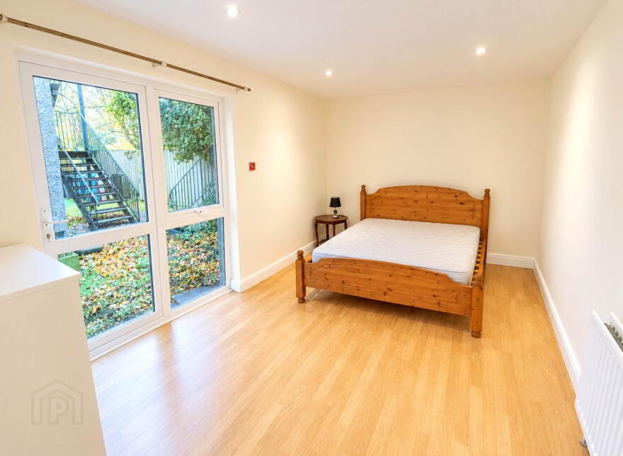 Apt 2 49, Knock Road, Knock, Belfast, BT5 6LA