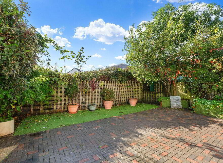 1 Sugarloaf Drive, Kilmacanogue, Killough, A98NF80