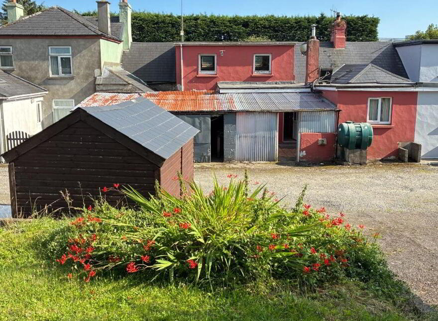 2 Main Street, Enniskeane, Ballineen, P47TW66