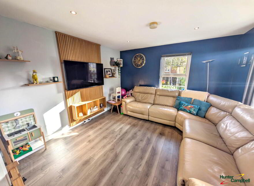 2 Hampton Drive, Larne, BT40 2FH