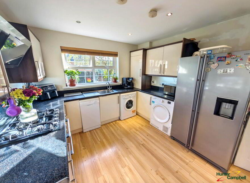 2 Hampton Drive, Larne, BT40 2FH
