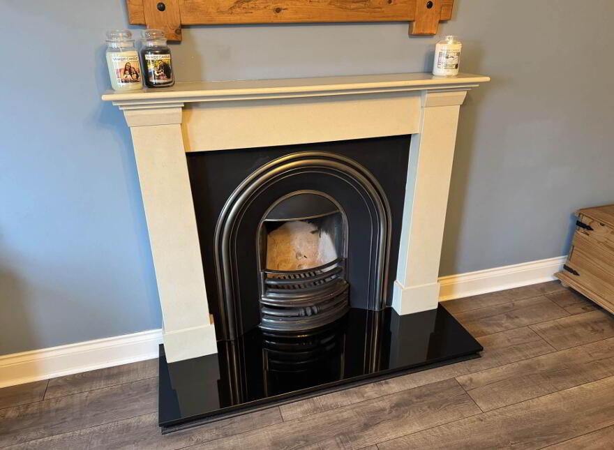 20 Leafield Park, Ballycarry, Carrickfergus, BT38 9PR