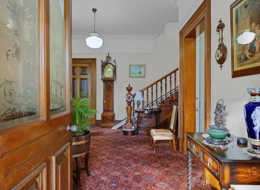 Edenfells, 4 Lisburn Road, Hillsborough, BT26 6AA