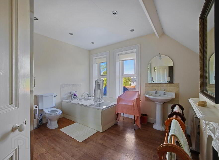 Edenfells, 4 Lisburn Road, Hillsborough, BT26 6AA