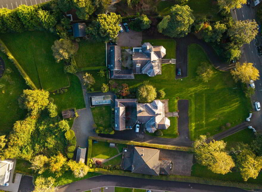 Edenfells, 4 Lisburn Road, Hillsborough, BT26 6AA