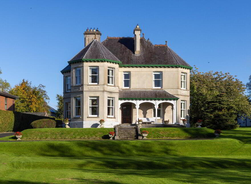 Edenfells, 4 Lisburn Road, Hillsborough, BT26 6AA