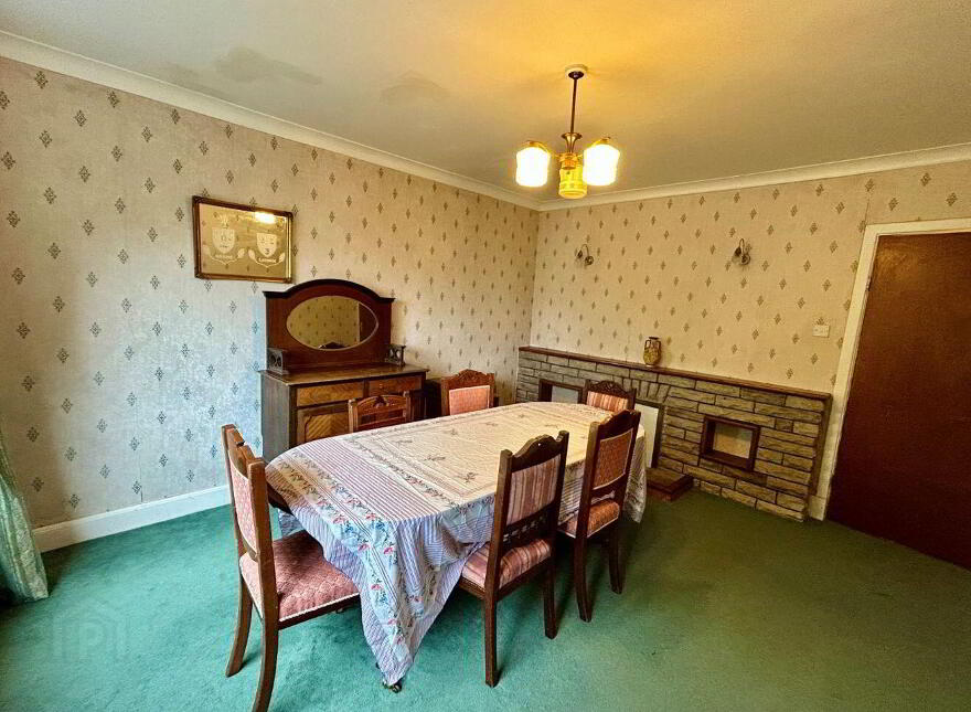 Spencer Harbour, Carrick-On-Shannon, N41R688