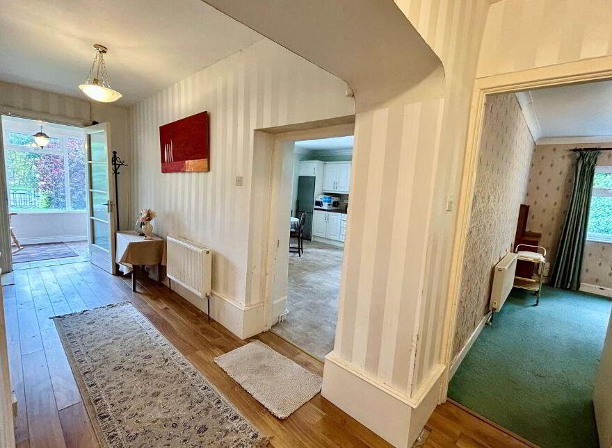 Spencer Harbour, Carrick-On-Shannon, N41R688