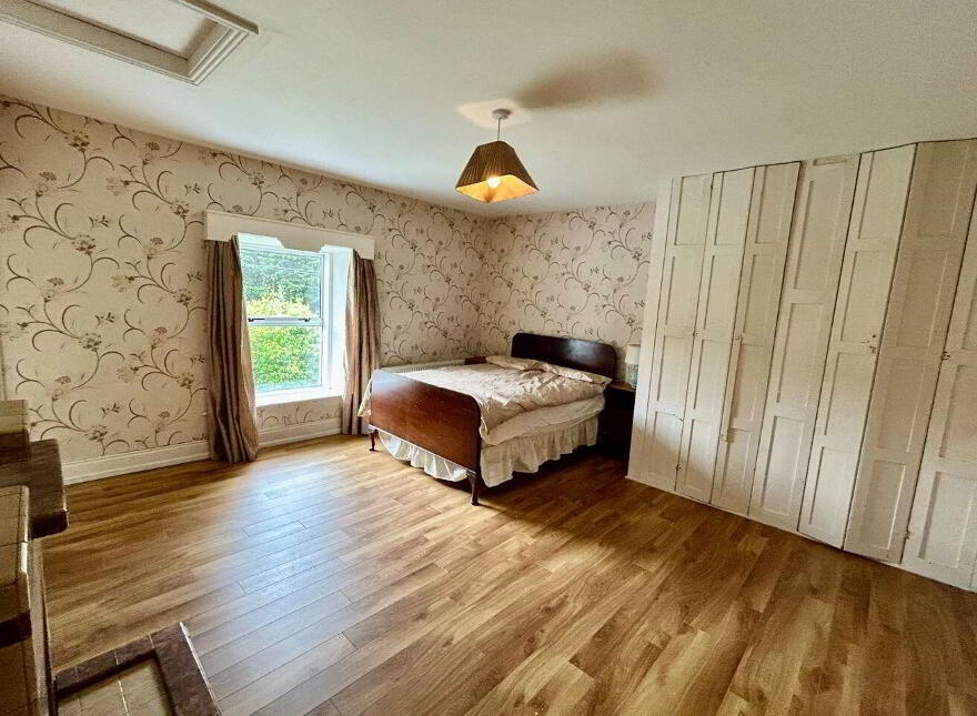 Spencer Harbour, Carrick-On-Shannon, N41R688