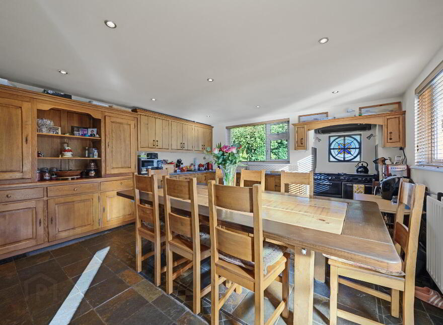 28a Balmoral Avenue, Malone, Belfast, BT9 6NW