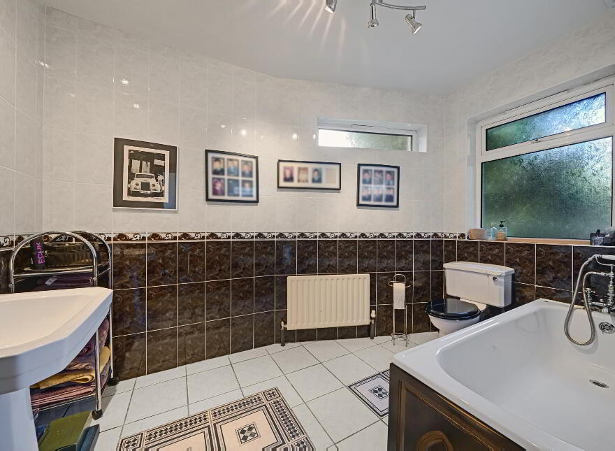 28a Balmoral Avenue, Malone, Belfast, BT9 6NW
