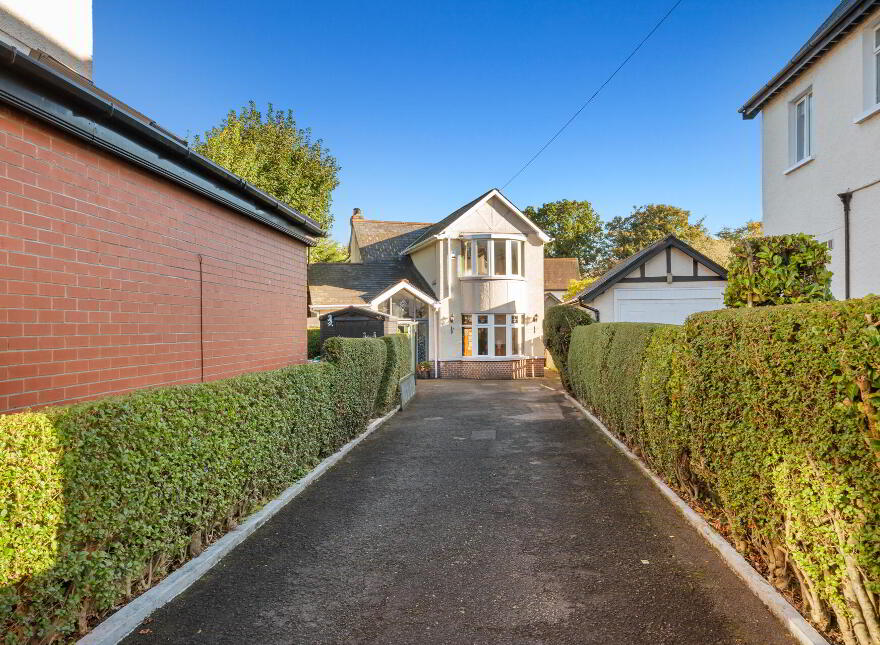 28a Balmoral Avenue, Malone, Belfast, BT9 6NW