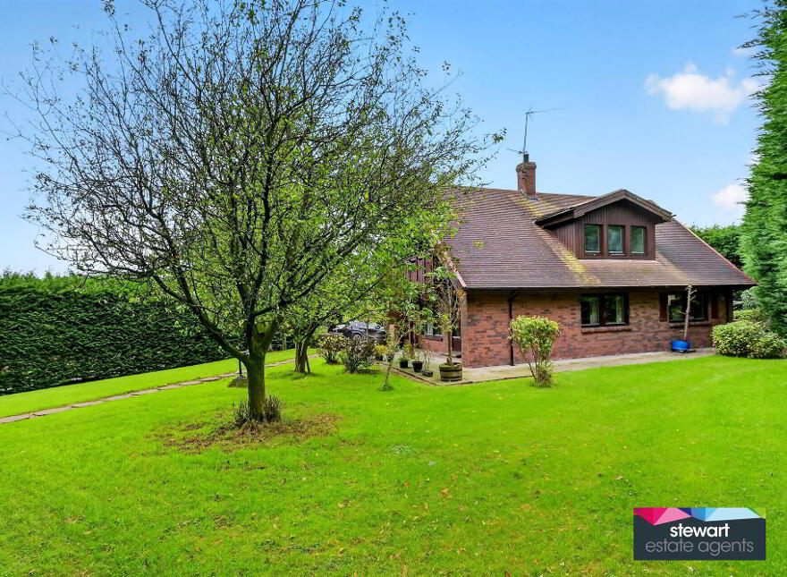 Alpine Lodge, 60b Main Street, Donaghcloney, BT66 7LR