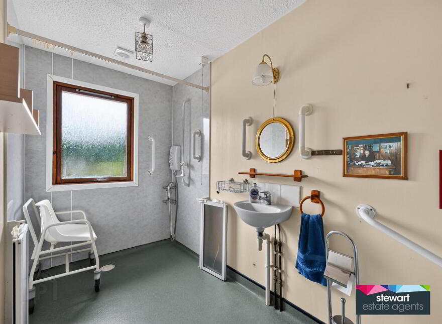 Alpine Lodge, 60b Main Street, Donaghcloney, BT66 7LR