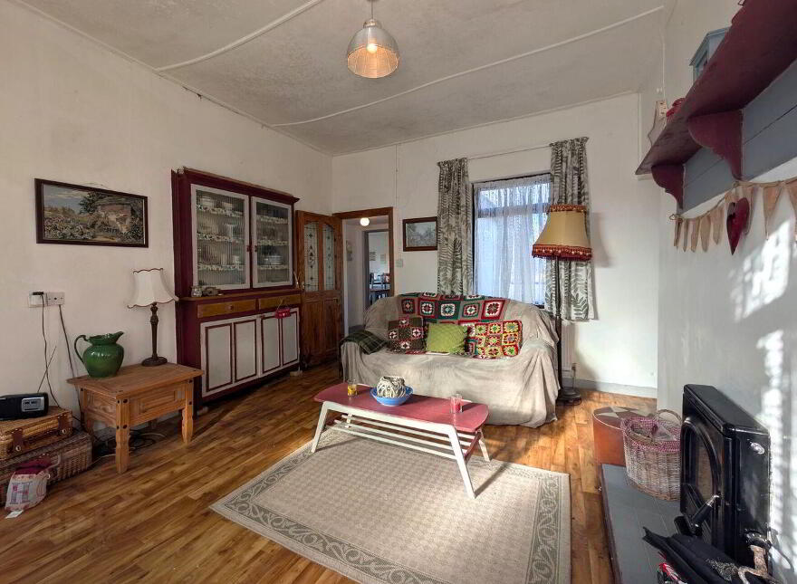 Kinaffe, Swinford, F12NC84
