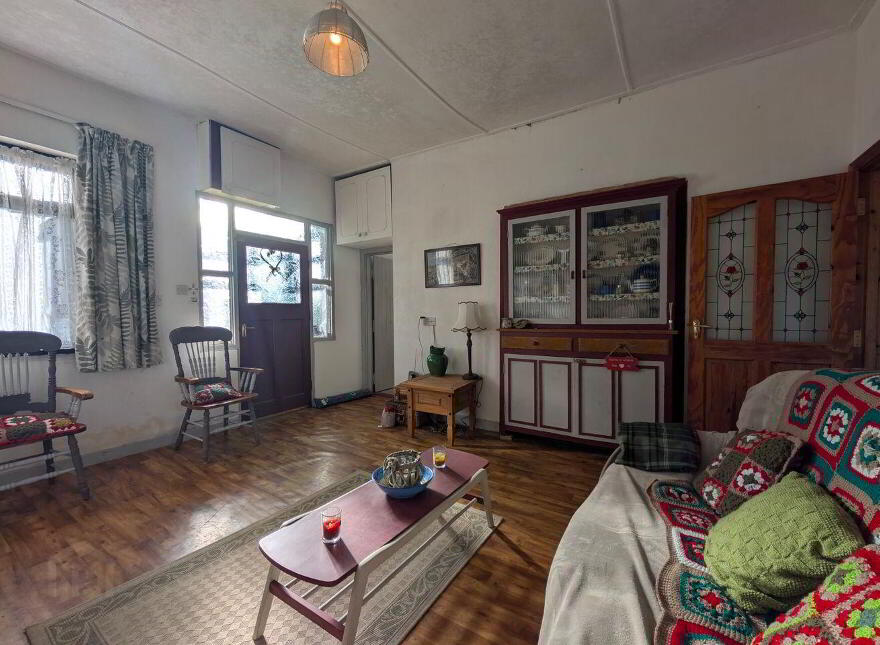 Kinaffe, Swinford, F12NC84