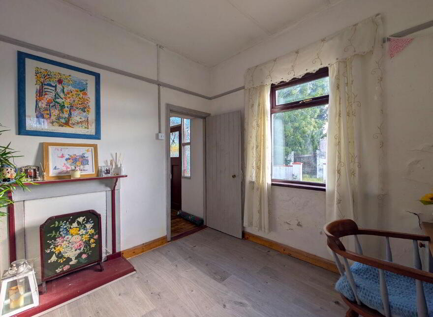 Kinaffe, Swinford, F12NC84