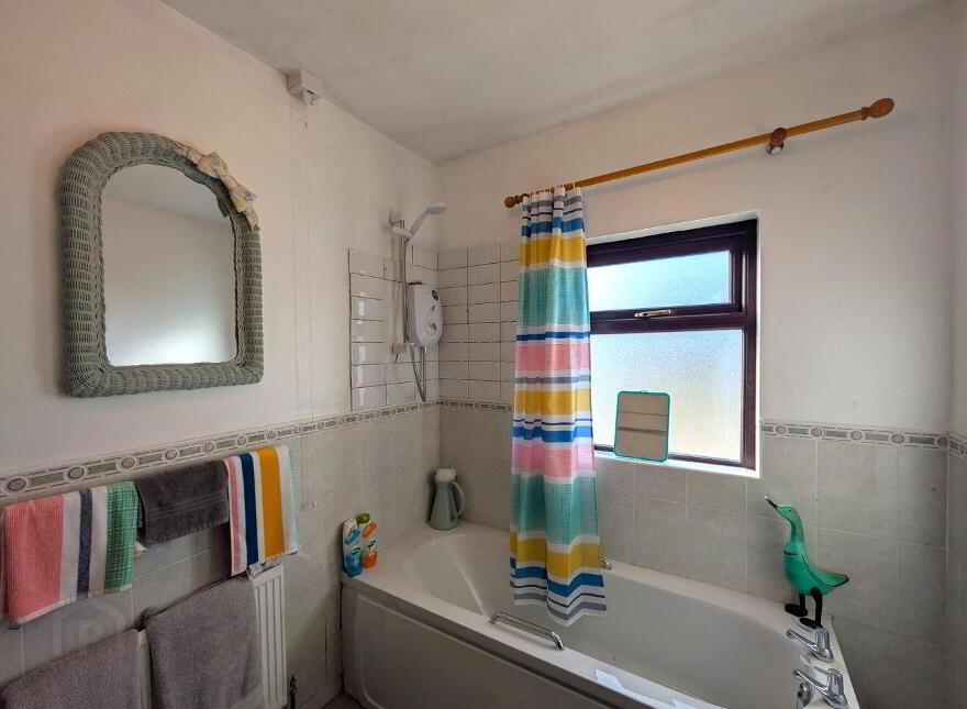 Kinaffe, Swinford, F12NC84