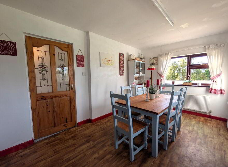 Kinaffe, Swinford, F12NC84
