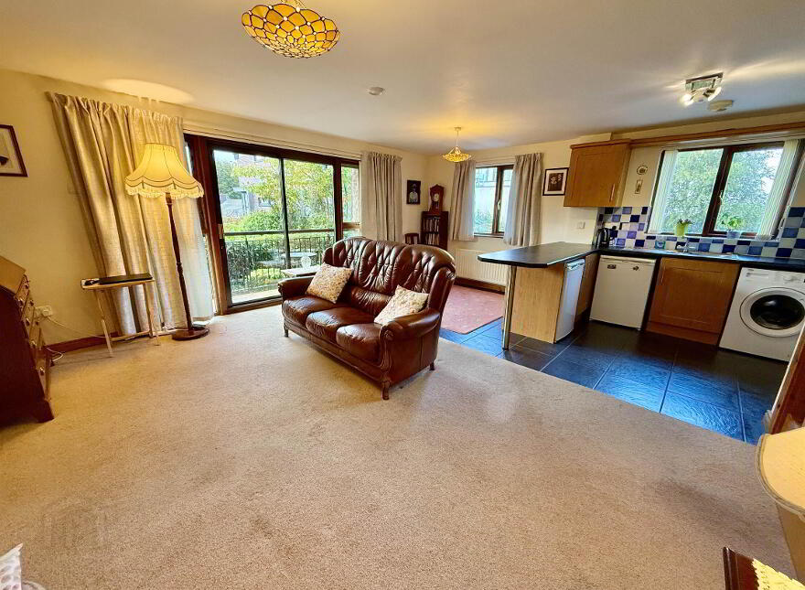 7 Dunbrae, 4 Cregagh Park, Belfast, BT6 9LF