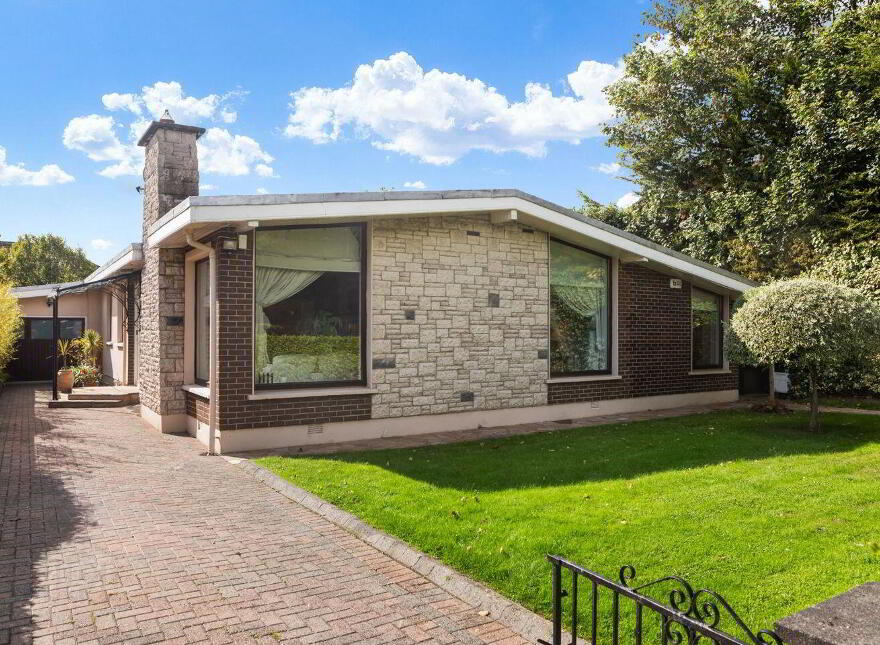 13 Dornden Park, Booterstown, Blackrock, Booterstown, A94K199