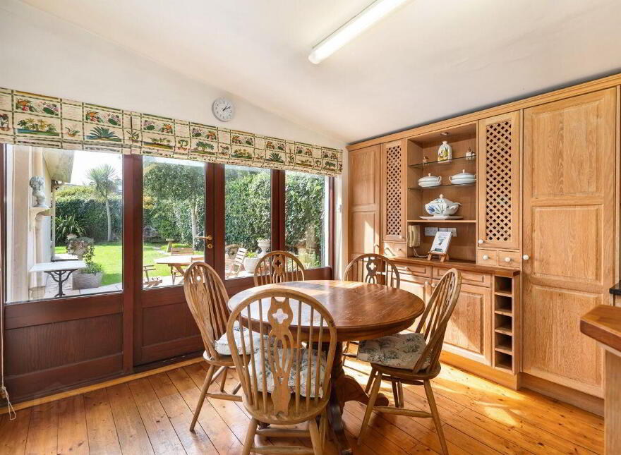 13 Dornden Park, Booterstown, Blackrock, Booterstown, A94K199