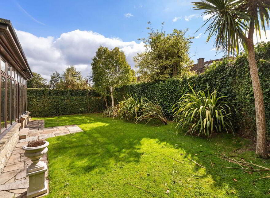 13 Dornden Park, Booterstown, Blackrock, Booterstown, A94K199