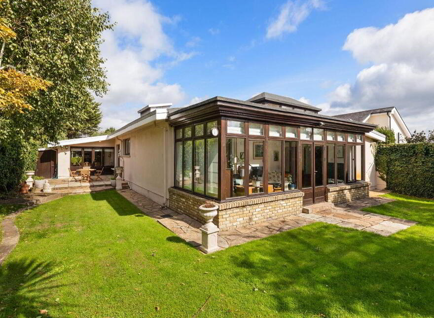 13 Dornden Park, Booterstown, Blackrock, Booterstown, A94K199