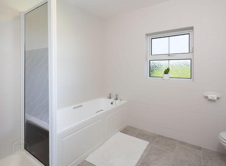 Ballymartle, Riverstick, P43R667