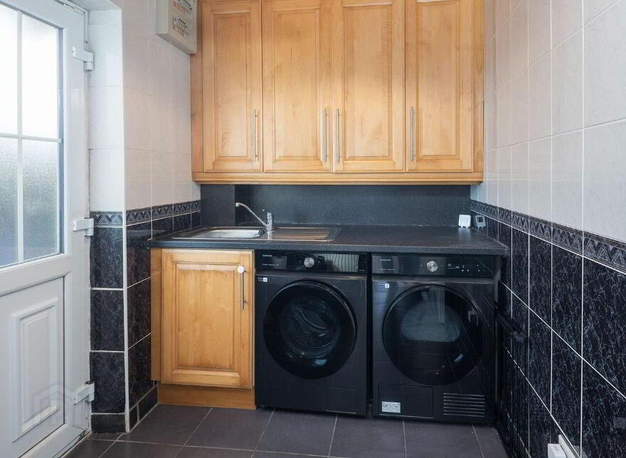 Ballymartle, Riverstick, P43R667